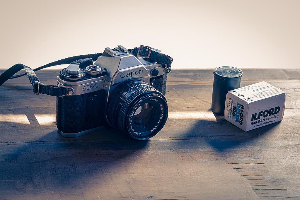 Le Canon AE1 fait partie des appareils photos argentiques recherchés.